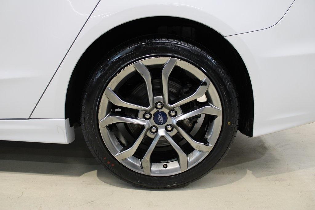 2020 Ford Fusion - 3FA6P0CD5LR192126 - Image #10
