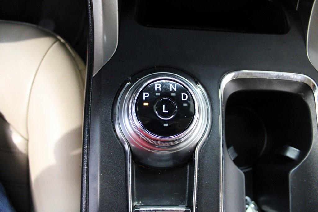 2020 Ford Fusion - 3FA6P0CD5LR192126 - Image #21