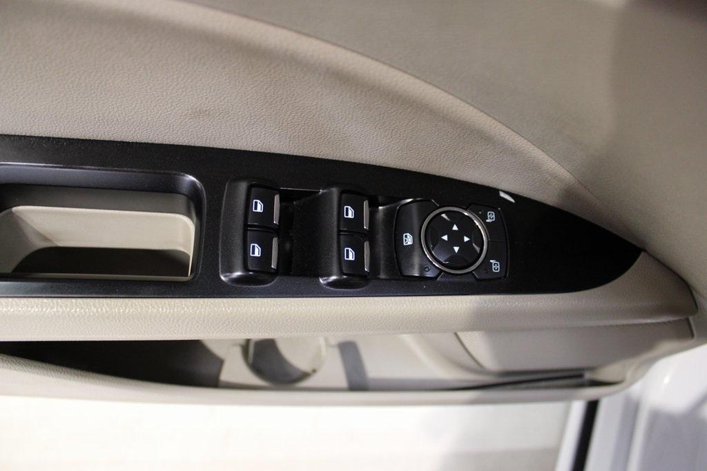 2020 Ford Fusion - 3FA6P0CD5LR192126 - Image #25