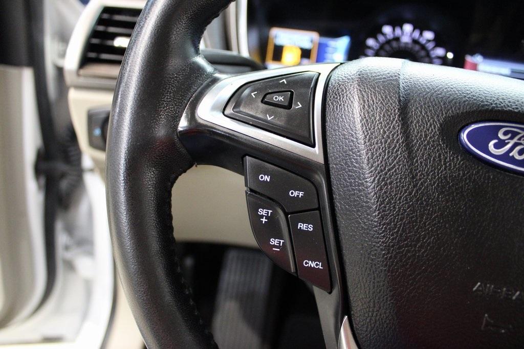 2020 Ford Fusion - 3FA6P0CD5LR192126 - Image #26